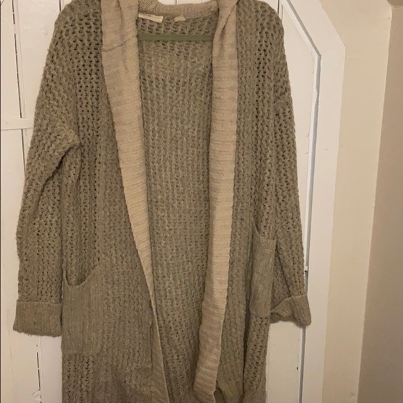 Sleeping on Snow Lodge Long Cardigan - Picture 2 of 4